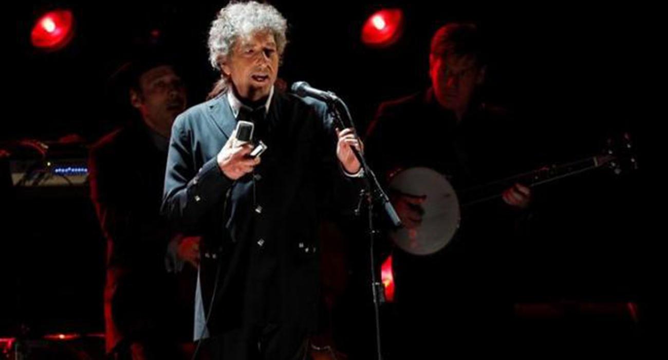 Bob Dylan accused of borrowing some of Nobel lecture from study guide