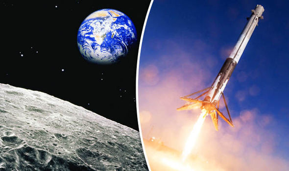 SpaceX announces new plan to send tourist around Moon