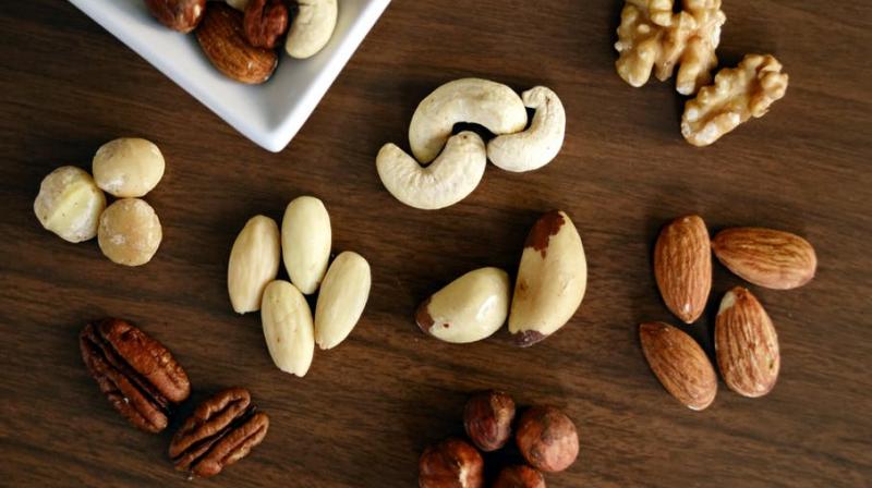 Experts reveal health benefits of eating nuts