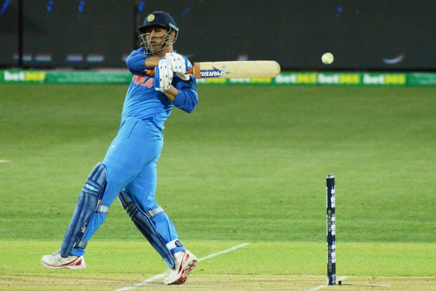 Dhoni, Kohli steer India to 2nd ODI win over Australia

