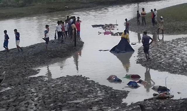 Bangladesh struggles to cope with influx of Rohingyas fleeing brutal crackdown in Burma