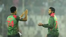 Shakib stars as Tigers level series in style